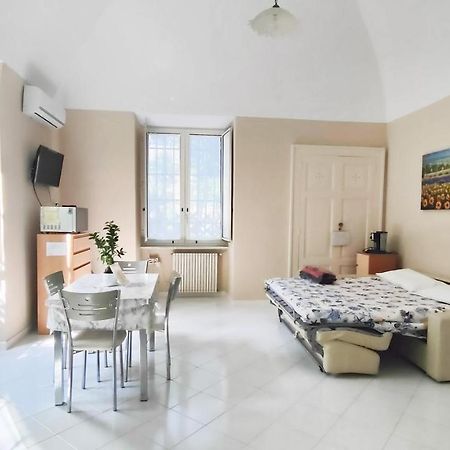 Casa Vacanza "Nonna Matilde" A Meta Di Sorrento, 600Mt Dal Mare, Casa Per 4 Ngoại thất bức ảnh