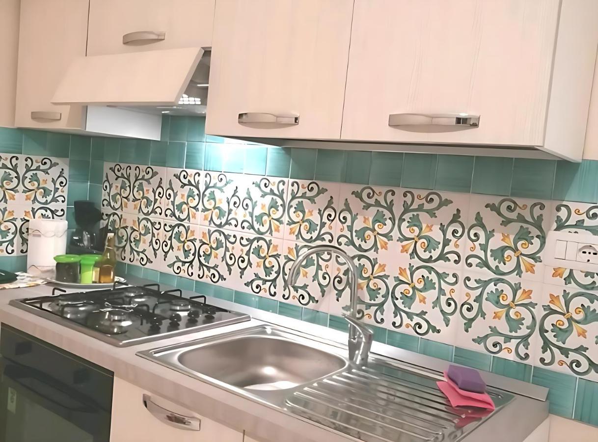 Casa Vacanza "Nonna Matilde" A Meta Di Sorrento, 600Mt Dal Mare, Casa Per 4 Ngoại thất bức ảnh