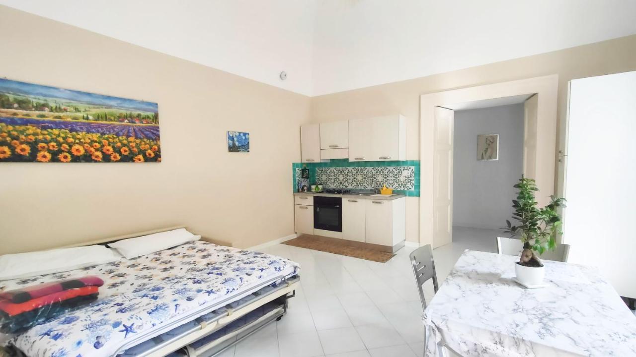 Casa Vacanza "Nonna Matilde" A Meta Di Sorrento, 600Mt Dal Mare, Casa Per 4 Ngoại thất bức ảnh